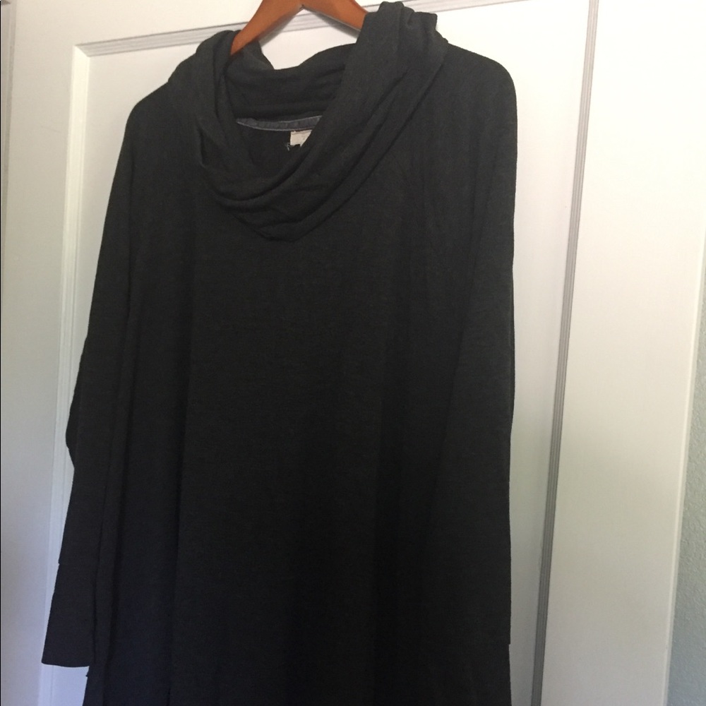 Cowell neck shirt